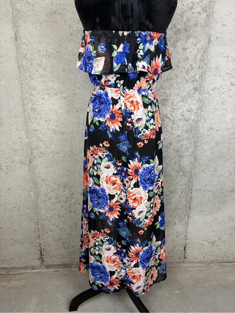 Forever 21 Floral Ruffle Strapless Maxi Dress Long Boho Vacation Fall Sz L EUC